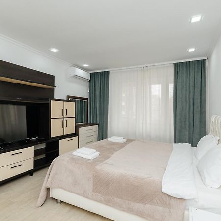 Ultra Centr Chisinau Luxrent Apartment Exterior photo